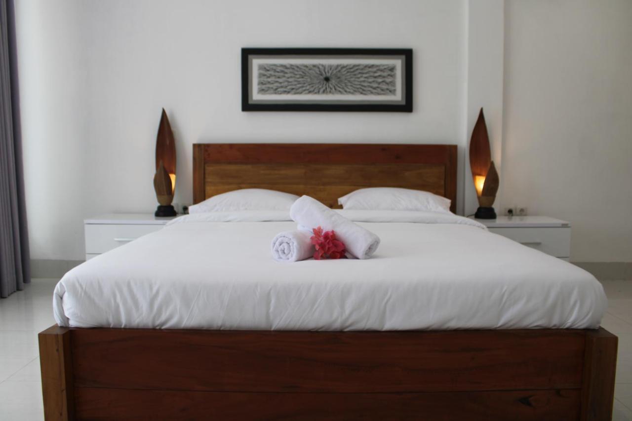 Turtle House Lombok Hotel Kuta  Exterior photo